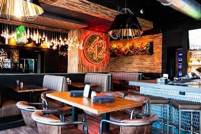 Tap 42 Craft Kitchen & Bar - Doral