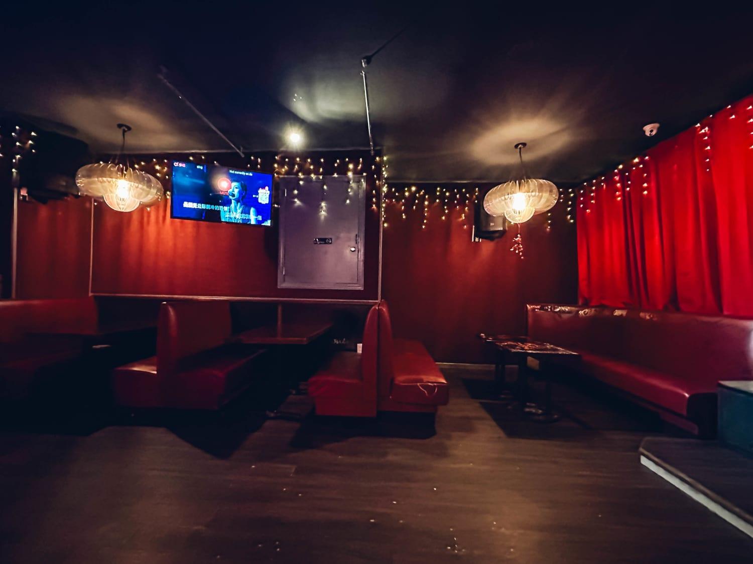 Winnie’s Bar