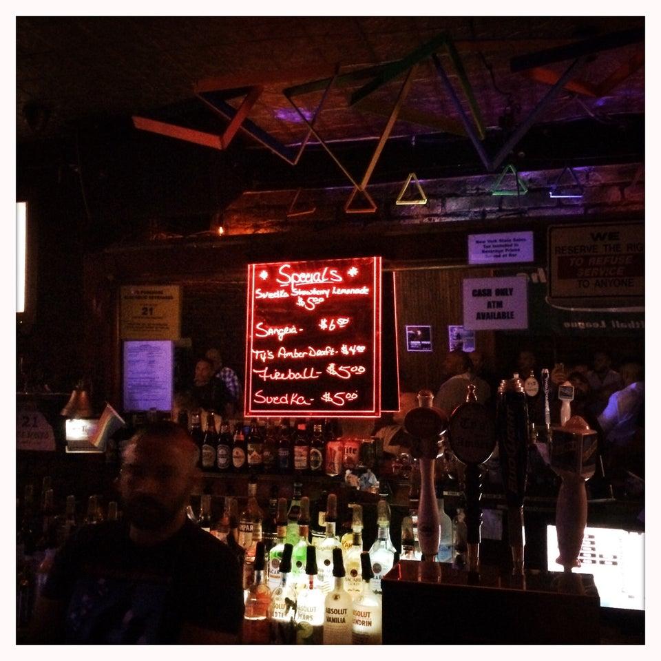 Ty's Bar NYC