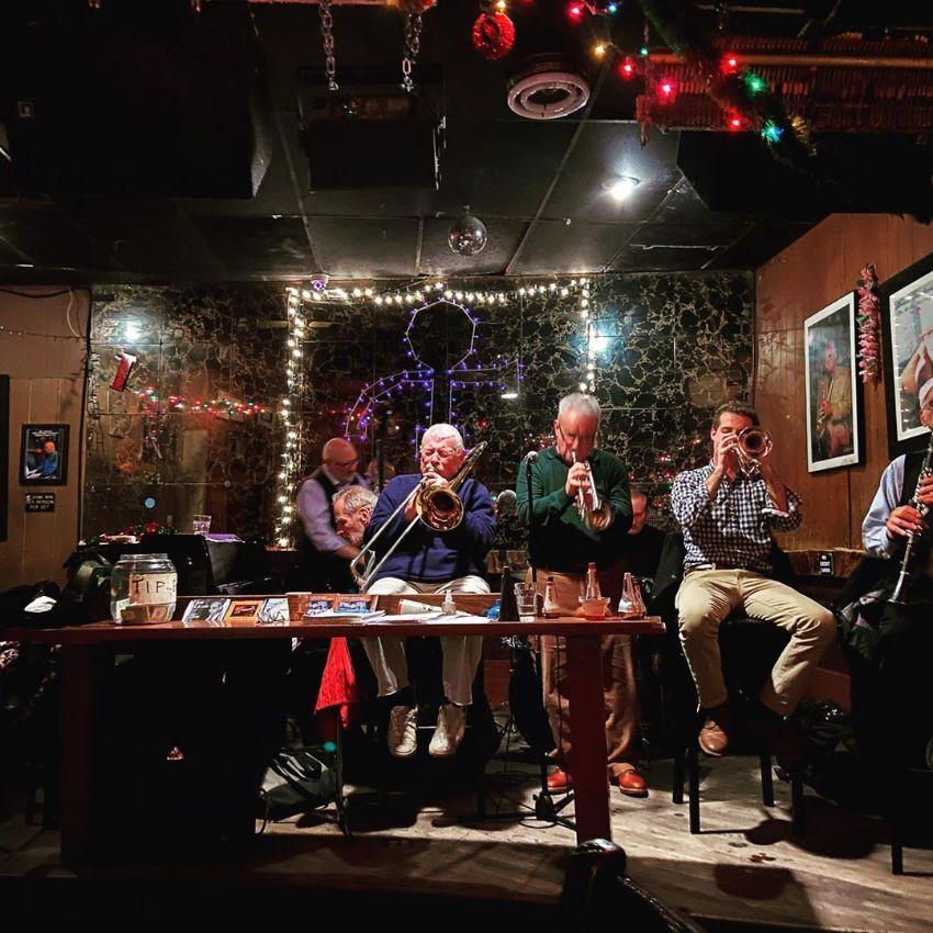 Arthur's Tavern