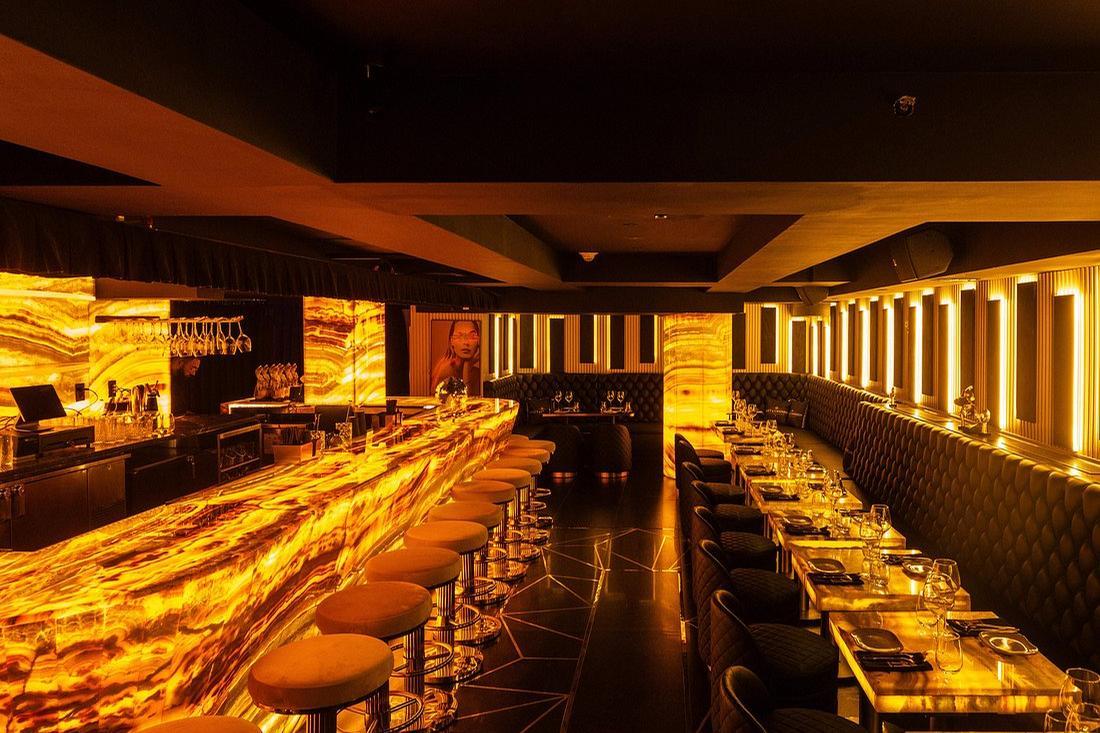 TEN11 LOUNGE & BAR (NOMAD)