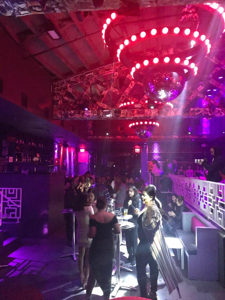 Opus Lounge